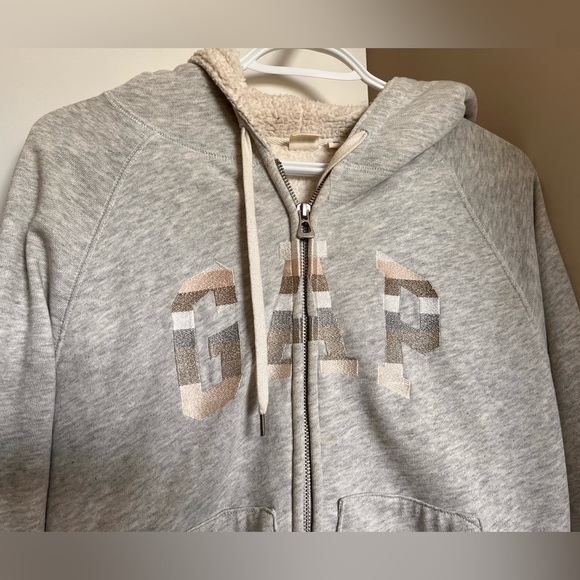 🌟free w/purchase🌟GAP Vintage Soft Classic Hoodie Grey Zip with Gap Logo - Picture 2 of 7
